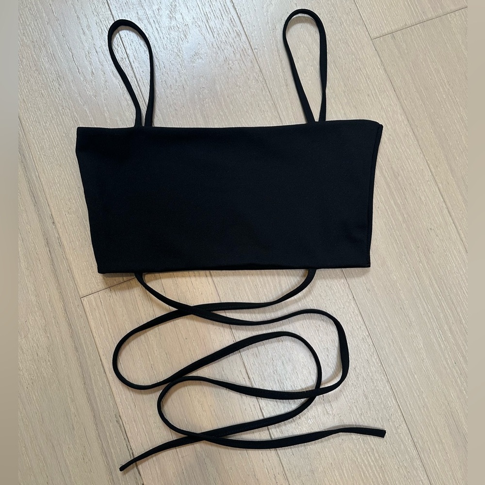 PrettyLittleThing Women’s Black Strap Crop Top